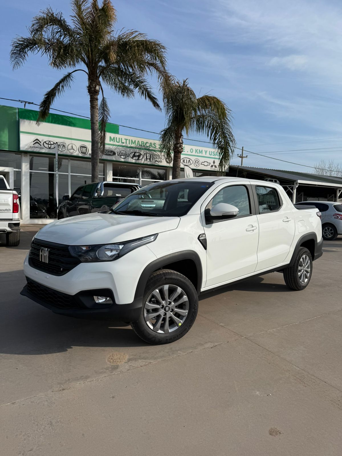 FIAT - STRADA 1.3 - AUTOMÁTICO  - 2025